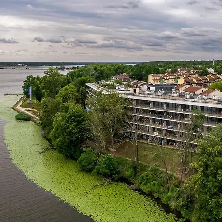 House, Sun & Snow Apartment